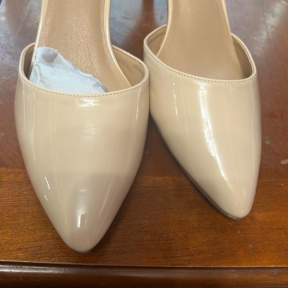 New without box IDIFU Womens Beige/ nude Heels size 11 - Picture 5 of 5